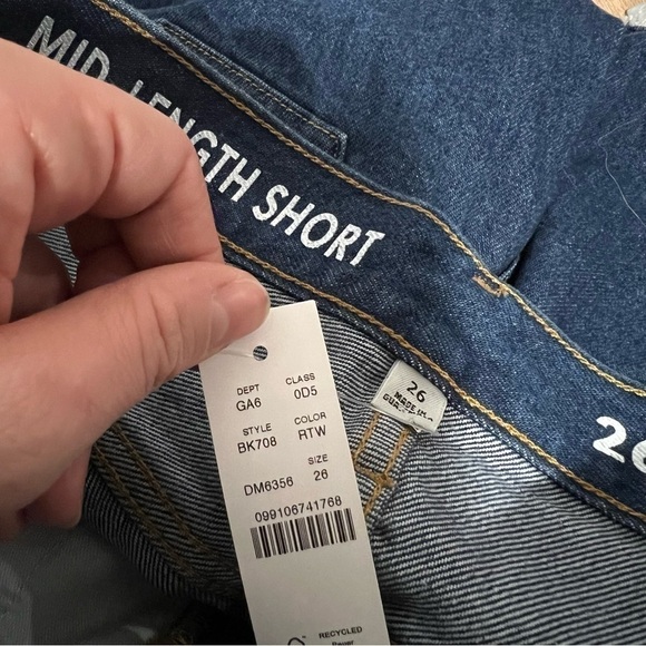 Nwt J.Crew Mid-length denim short in Rocky Trail wash - Picture 11 of 13